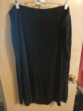 Catherines Women's Plus Size 2X 22-24 black stretch elastic waist Skirt